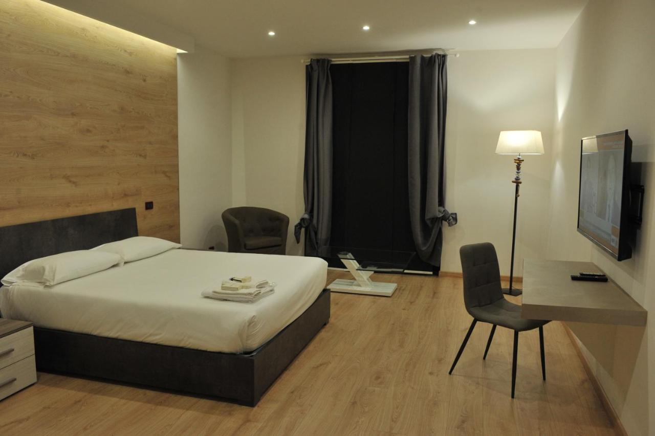 Hotel Theotokos Viggiano Esterno foto